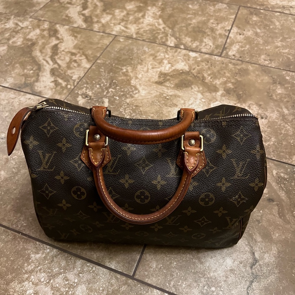Authentic Louis Vuitton Speedy 30